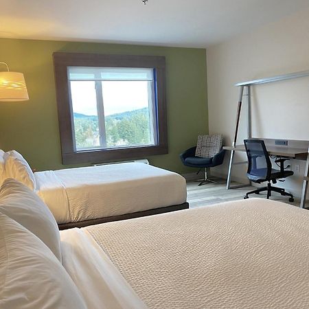 Holiday Inn Express & Suites Victoria-Colwood By Ihg Langford Dış mekan fotoğraf