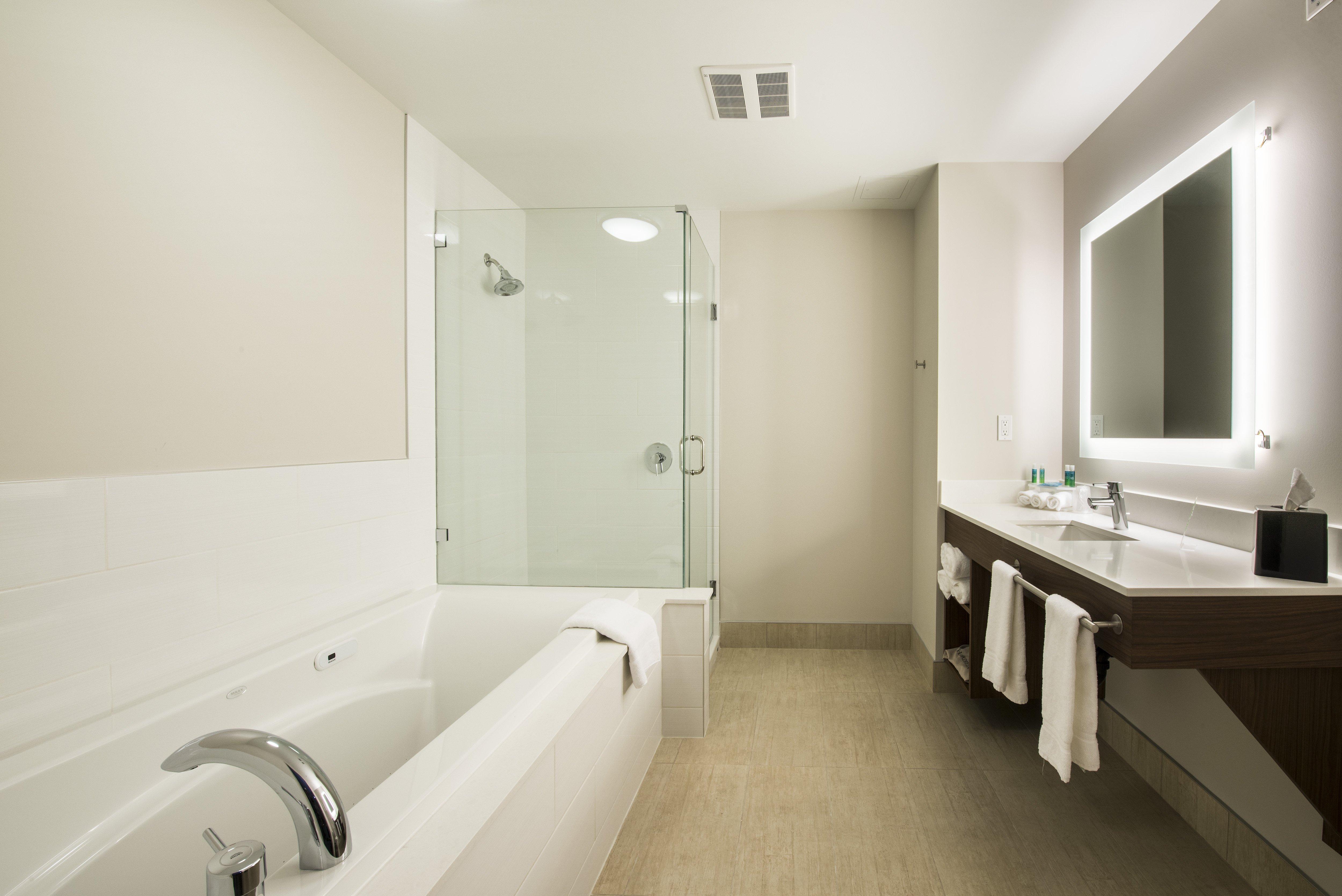 Holiday Inn Express & Suites Victoria-Colwood By Ihg Langford Dış mekan fotoğraf
