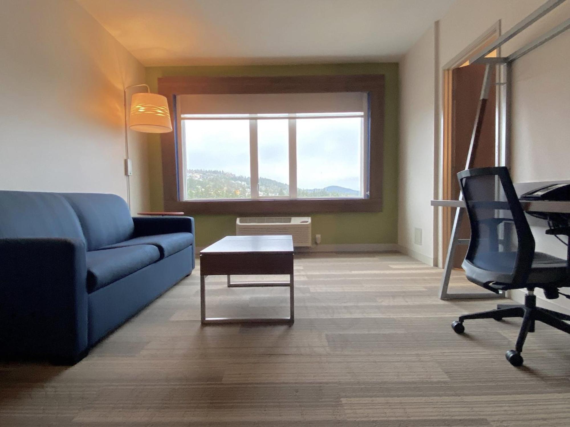 Holiday Inn Express & Suites Victoria-Colwood By Ihg Langford Dış mekan fotoğraf
